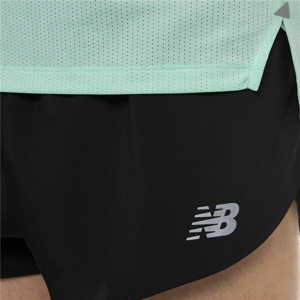 Pantaloni Corti Sportivi da Uomo New Balance Accelerate 3 In Split Nero