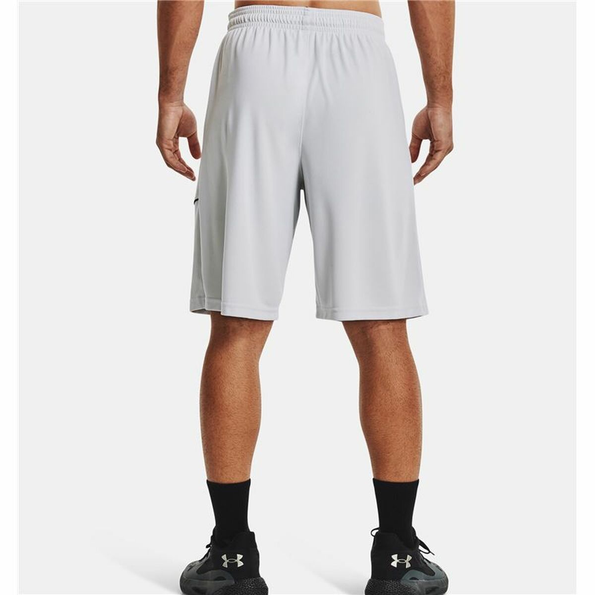 Pantaloni Corti Sportivi da Uomo Under Armour Perimeter 28 cm Bianco