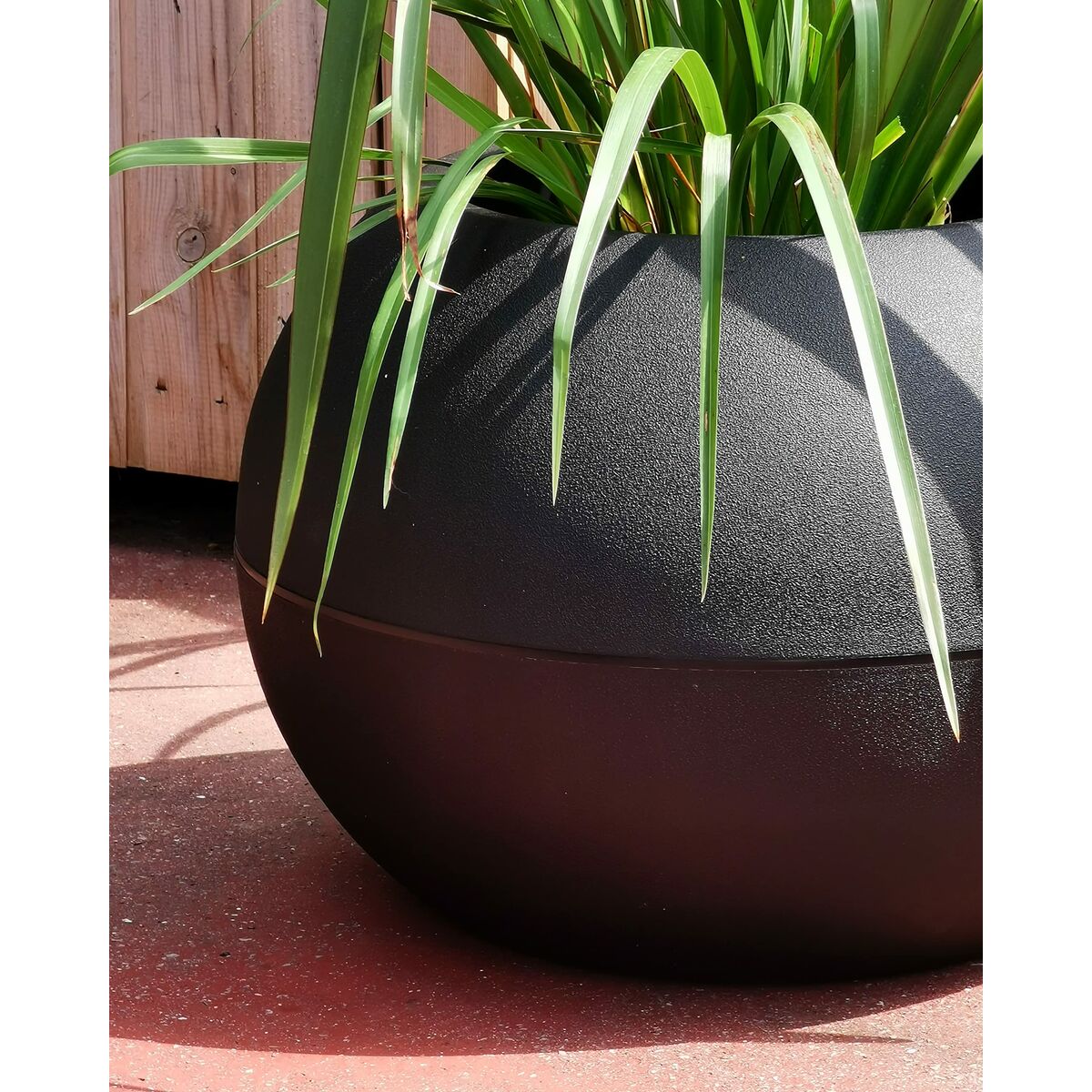 Vaso Riviera Nero Plastica Rotondo Sfera Ø 50 cm