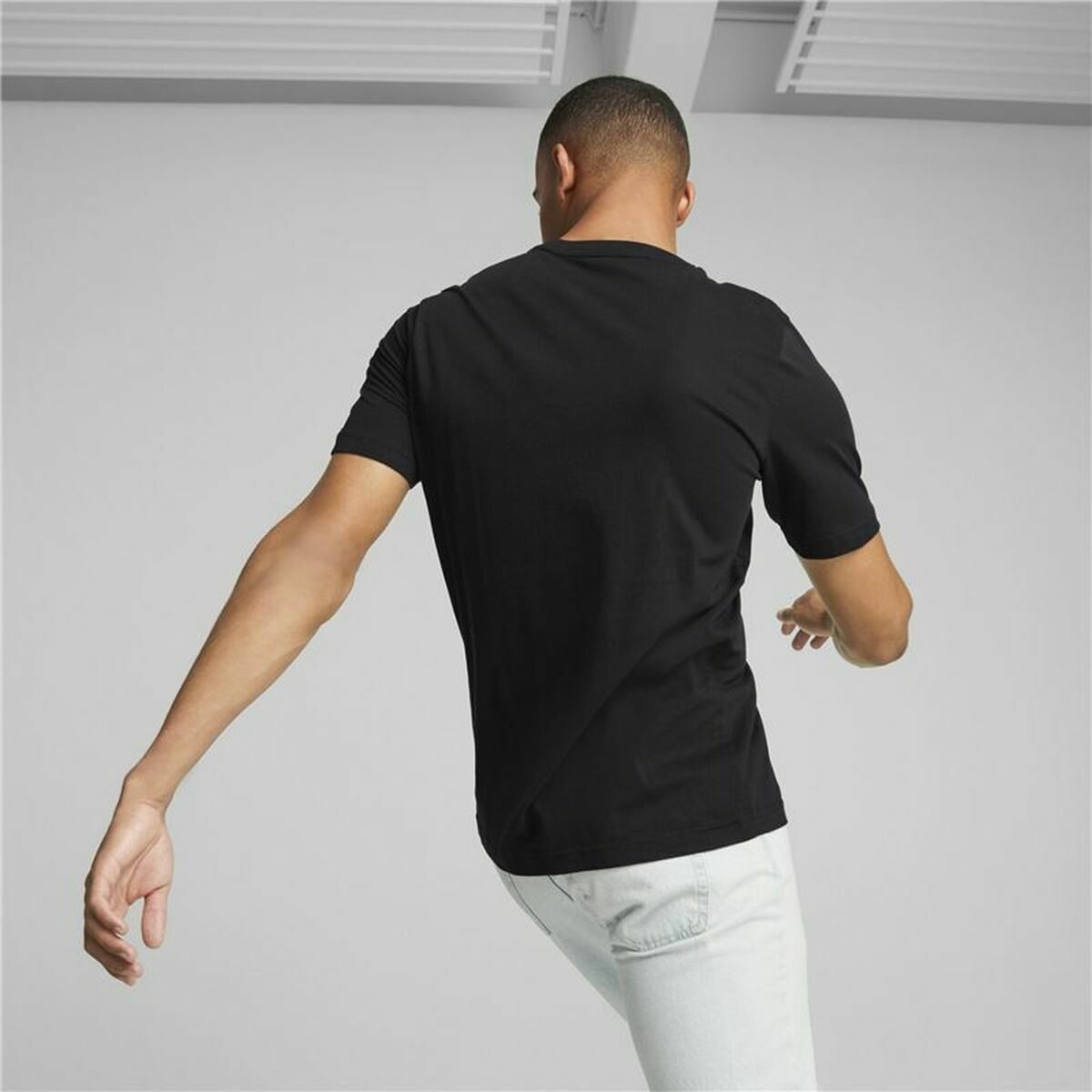 Maglia a Maniche Corte Uomo Puma Essentials Elevated Nero