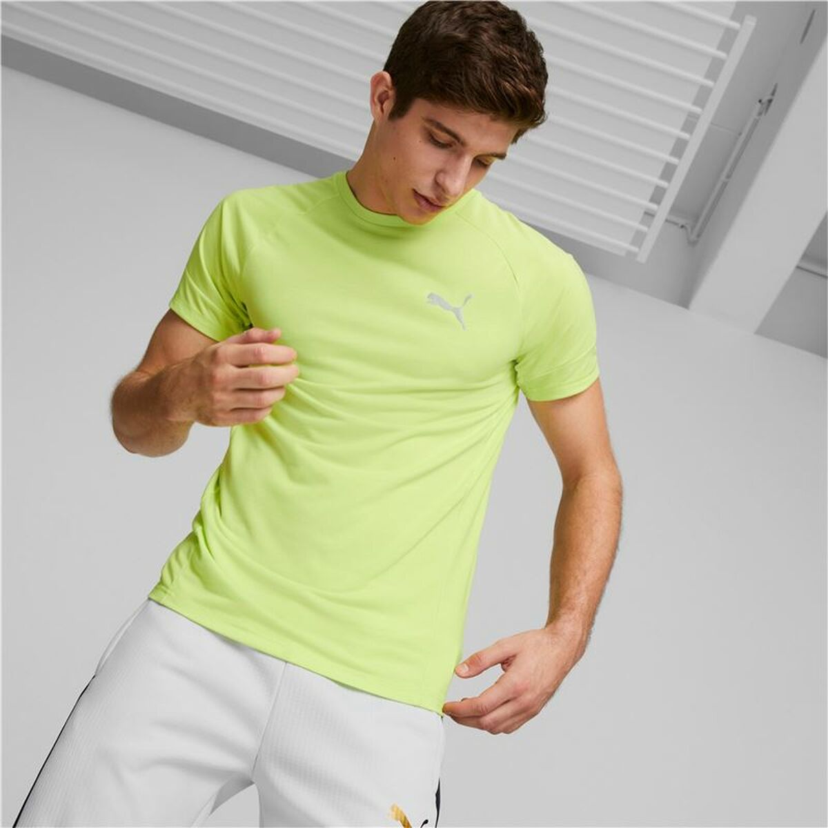 Maglia a Maniche Corte Uomo Puma Evostripe Verde