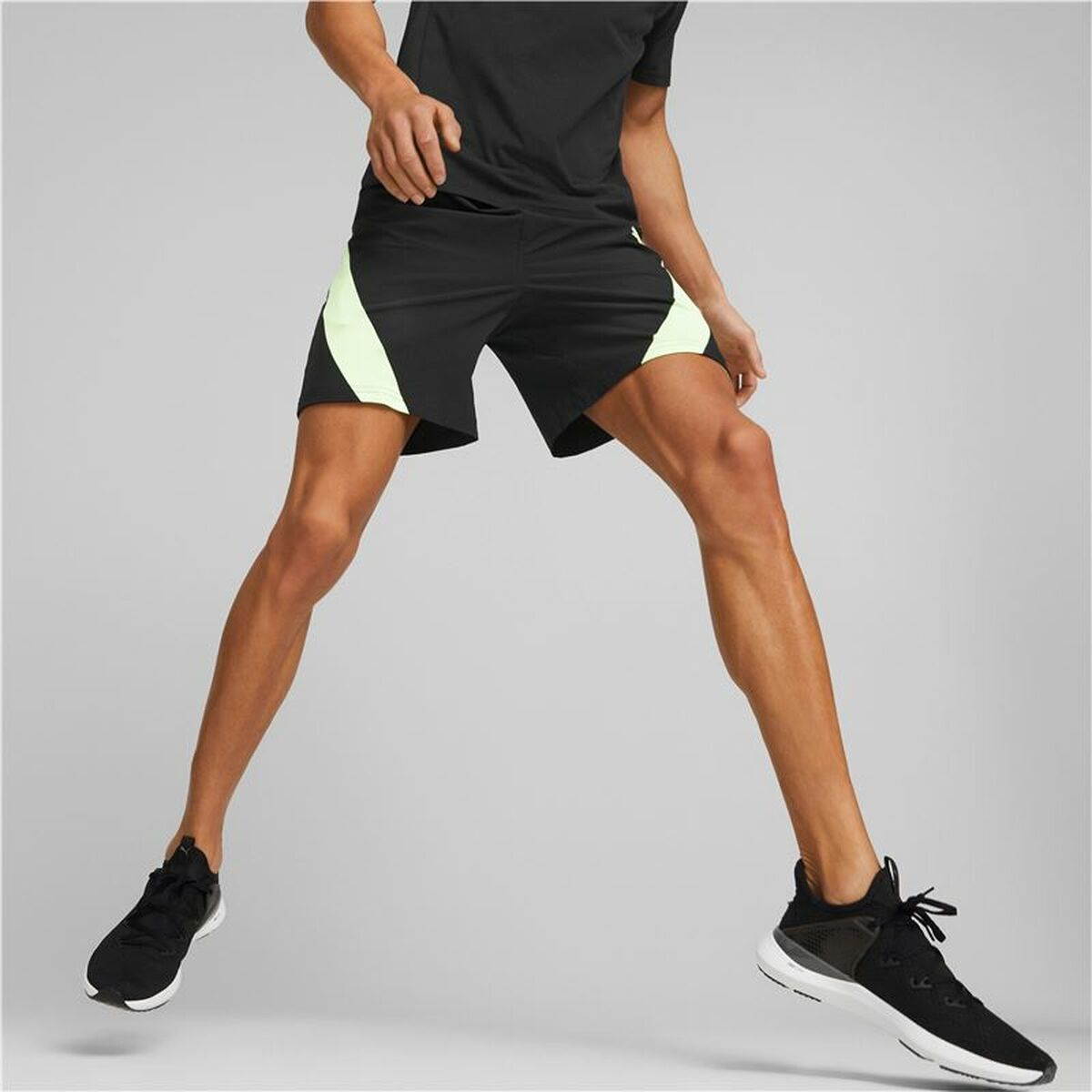 Pantaloni Corti Sportivi da Uomo Puma Fit  Nero