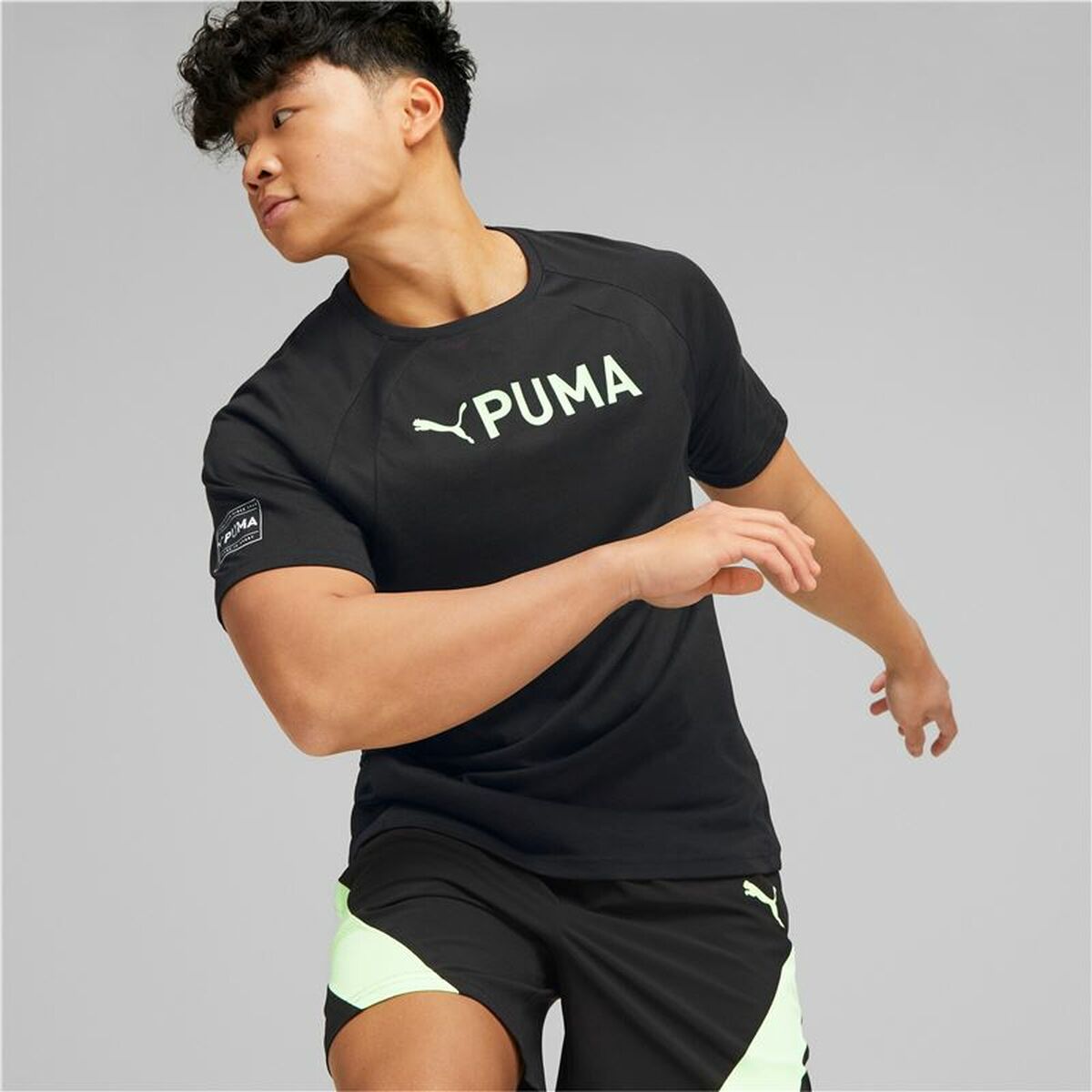 Maglia a Maniche Corte Uomo Puma Ultrabreathe Triblend Nero