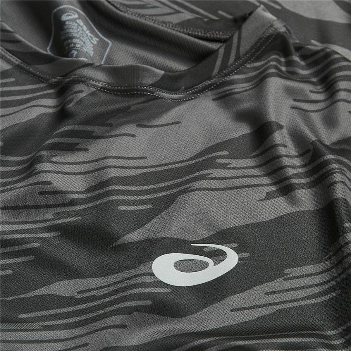 Maglia a Maniche Corte Uomo Asics All Over Print Nero