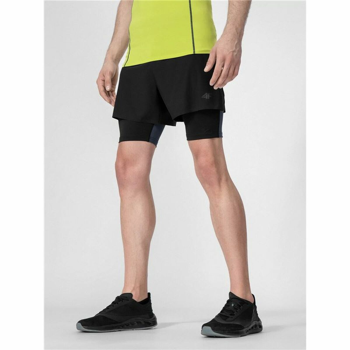 Pantaloni Corti Sportivi da Uomo 4F Nero