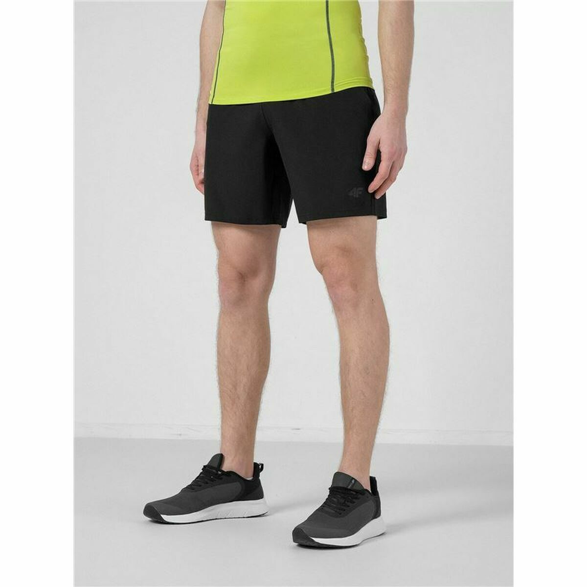 Pantaloni Corti Sportivi da Uomo 4F Quick-Drying Nero