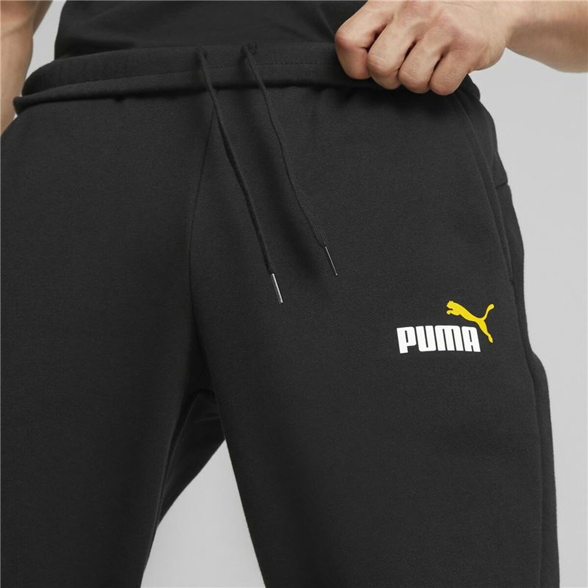 Pantalone Lungo Sportivo Puma ESS+ 2 Col Logo Nero Uomo